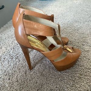 Michel kors heels